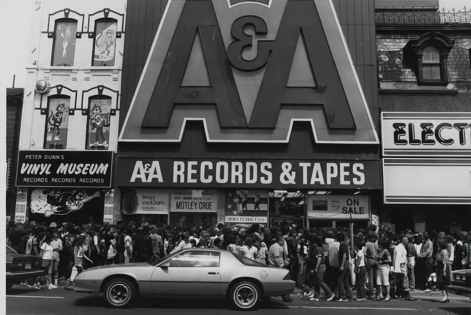 A&A records on Yonge street in 1984