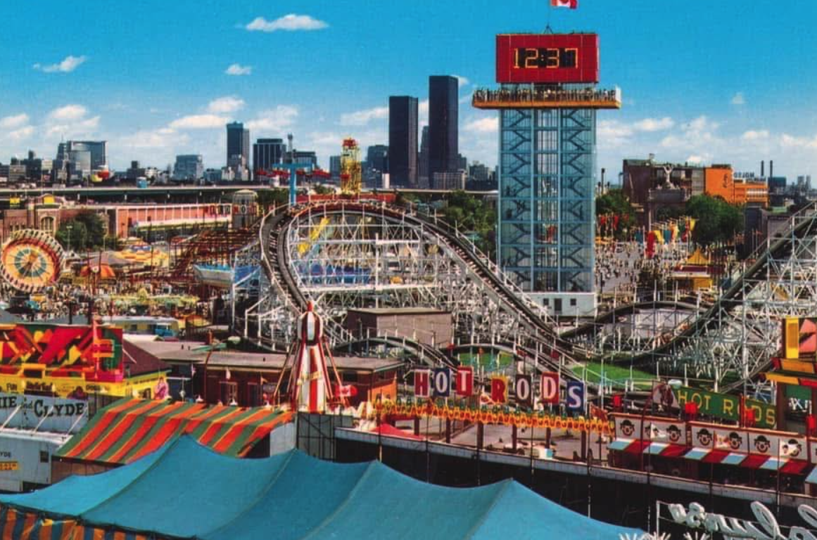 Honest Ed’s in the 1980s. c/o City of Toronto Archives.
